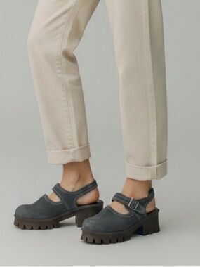 Docker’s by Imepiel Teal Blue Leather Handmade Lug Sole Chunky 90s Mule Clogs 9